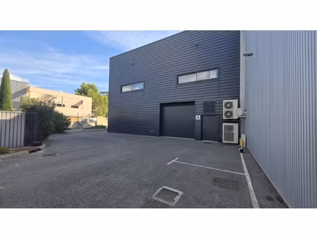 entrepôt 254 m2 - hyères