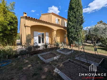 assas - vila t5 sur une parcelle de 742 m2 avec piscine