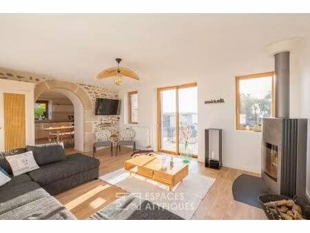 esprit contemporain au coeur de cette ancienne chapelle rénovée