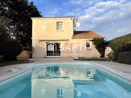 maison 4 chambres dans le centre de dange avec piscine