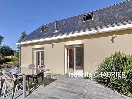 notre dame du pé  maison avec beau terrain arboré