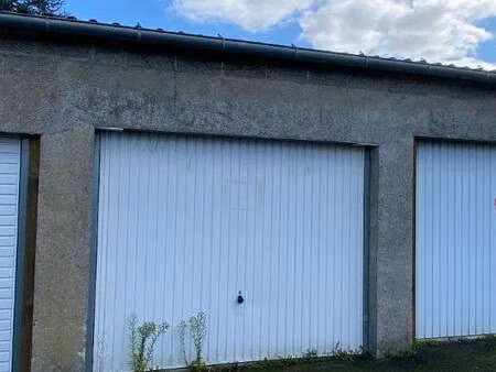 location garage box et parking à saint-brieuc (22000) : à louer / saint-brieuc