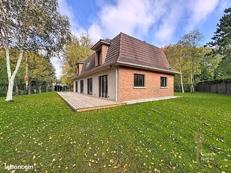 maison 5 pièces 193 m²