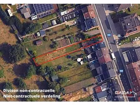 terrain à bâtir idéalement situé de 3 ares 89 centiares