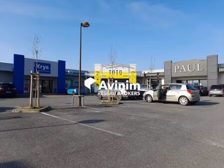 local commercial à louer