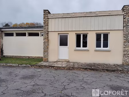 location locaux professionnels 99 m² à bernay (27300)  800 €