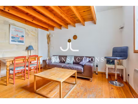 charmant t2 bis - plein centre ville