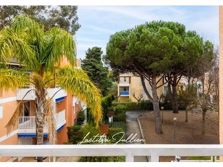 dept var - le lavandou cavalière – studio 26m² 4 couchages avec terrasse de 11m² plein sud