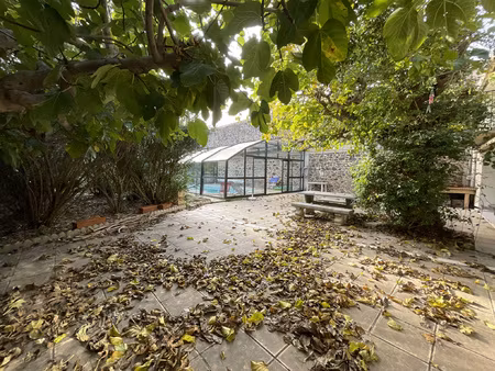 rare à marseillan-port : élégante demeure avec 4 appartement