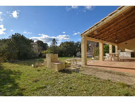 villa de plain pied p3 d'env. 97 74m2 sur terrain d'env. 690