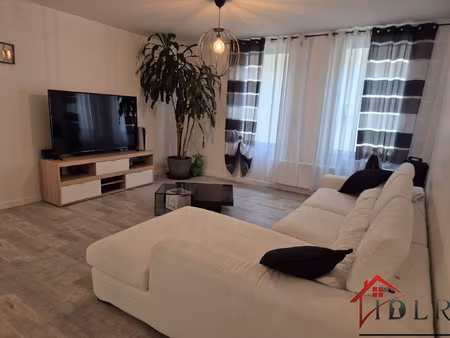 maison entièrement rénovée de 175m2 avec garage + jardin