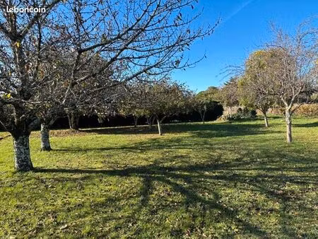 terrain 1 633 m² saint vincent de pertignas