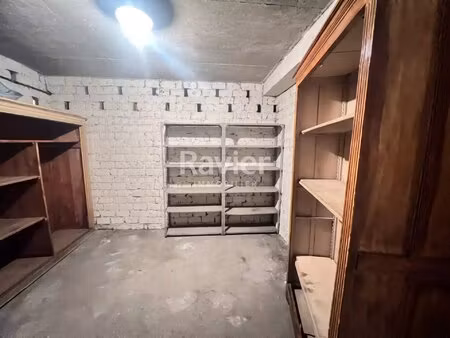 a louer - cave / espace de stockage