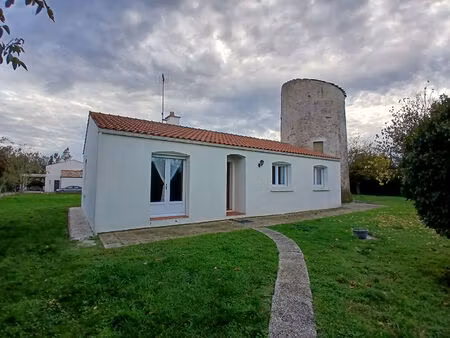 maison de caractère avec dépendance et moulin à fort potentiel ? à seulement 1 km des comm