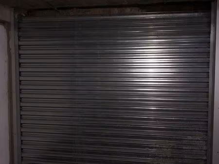 garage / box fermé au cap d'agde centre port à louer à l'année