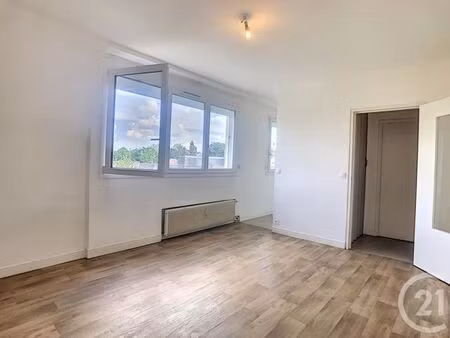 appartement studio à louer - 1 pièce - 24 m2 - crepy en valois - 60 - picardie