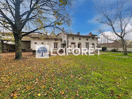 maison moncoutant sur sevre