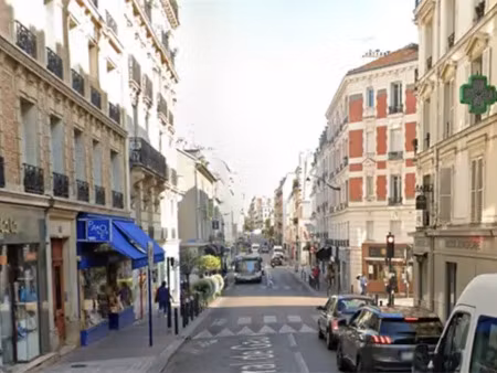 location commerce st mande 94160