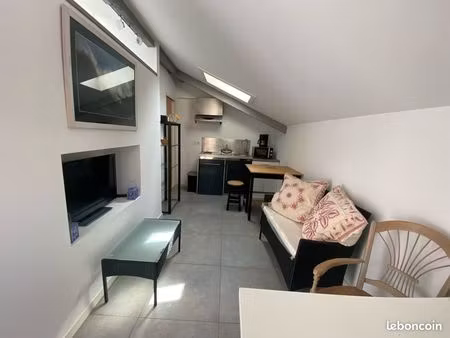 charmant studio. mezzanine pour étudiant