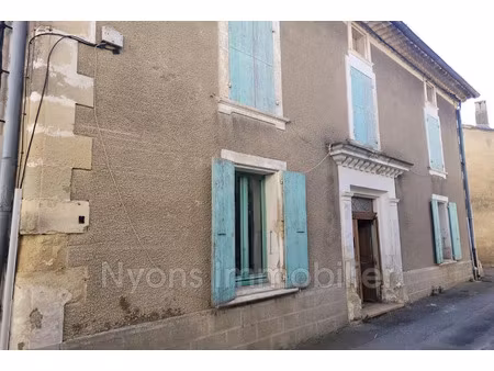 vente maison 6 pièces 123 m² à nyons (26110)  217 000 €