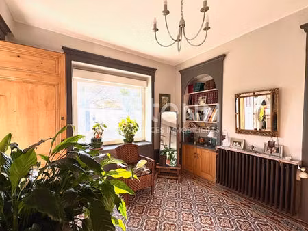 maison de charme à vendre à charbonnières-les-bains - 5 pièces  beau jardin