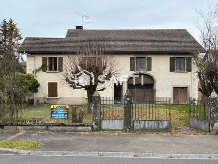 maison 133 m2  6 pièces  4 chambres  31600 m2 de terrain