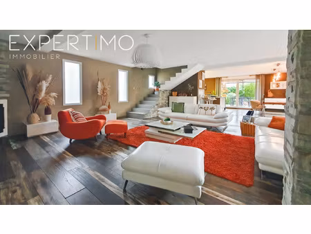 maison d'exception rare sur le secteur d'orgerus