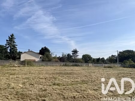 vente terrain à bâtir 1 858 m²