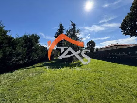 vente terrain 1310 m2 à saint-chamond