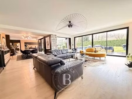 maison de 10 pièces de luxe en vente à bondues  france