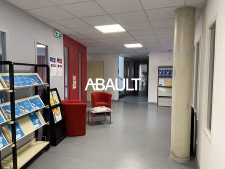 location local professionnel 790m² labege 31670