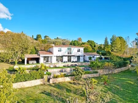 vente maison 5 pièces 185 m² grasse (06130)