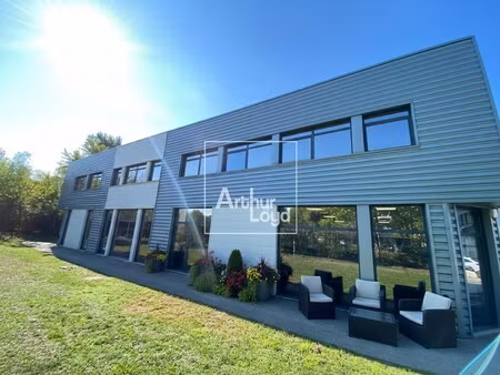 location local professionnel 126m² echirolles 38130