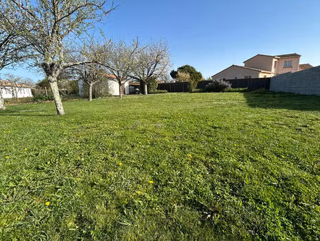 achat terrain 763m²