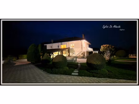 maison à vendre bage la ville 6 pièce(s) 206m2 300 000€