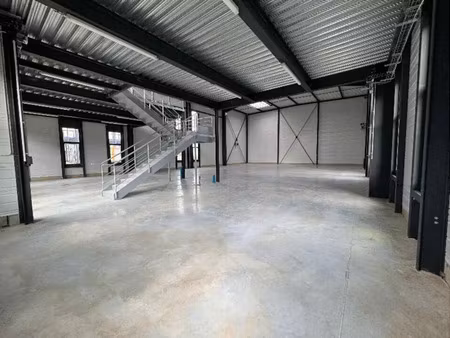 mixte activites-bureaux a vendre