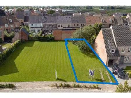 bouwperceel voor gesloten bebouwing in oud-turnhout
