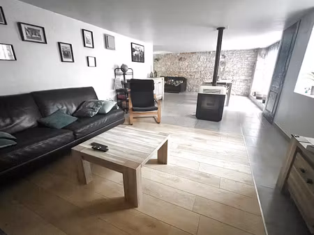 vente maison 5 pièces 135 m² à cubjac (24640)  175 000 €