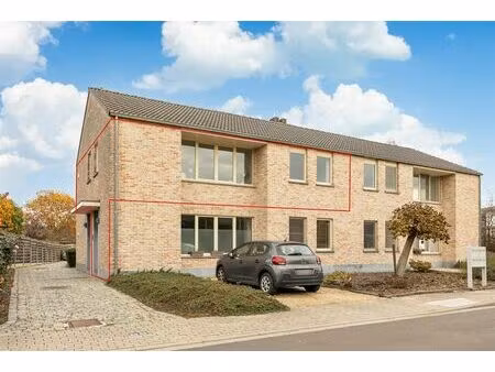 instapklaar appartement in rustige wijk te wilsele!