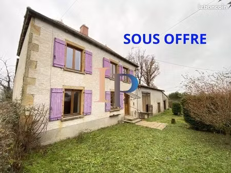 propriété 3 pièces 77 m²
