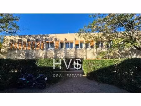 location local professionnel 450m² vitrolles 13127