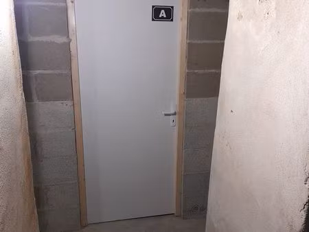 cave bétonnée et sécurisée 7 m2