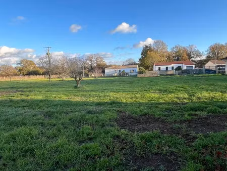 vente terrain 889 m² le chay (17600)