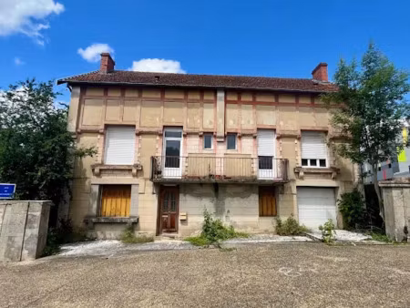 vente maison 10 pièces 230 m² à perigueux (24000)  254 400 €