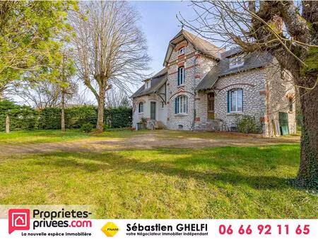 belle maison bourgeoise avec parc arboré d'environ 3600 m²