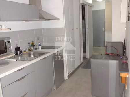 a louer quartier cathedrale saint pierre / decre t1 20.63 m2