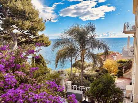 cap d'ail maison à rénover avec vue mer