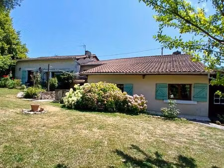 superbe maison de cinq chambres avec piscine