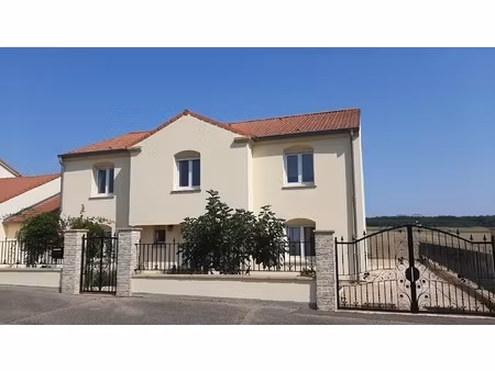 glatigny - grande maison année 2002  avec 5 chambres  grande terrasse et jardin