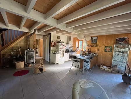 vente maison 4 pièces 151 m² à carlucet (46500)  317 700 €